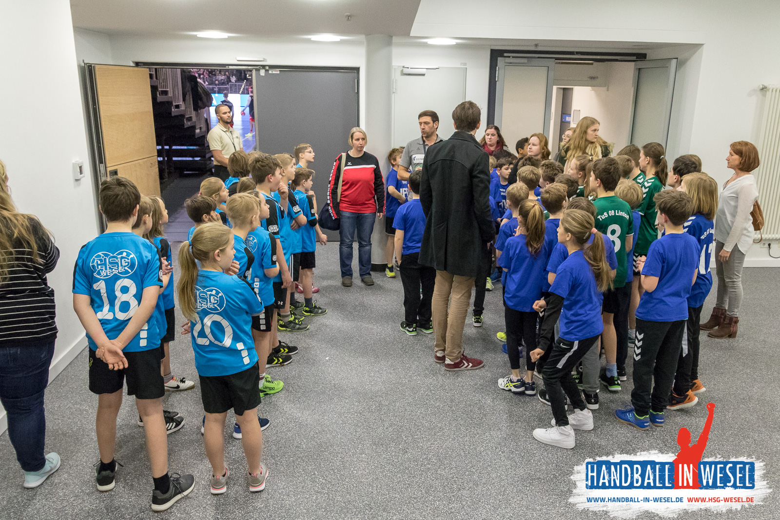 HC Rhein Vikings - TuSEM Essen 32:29 (17:14) / 2.Liga / DKB Hand